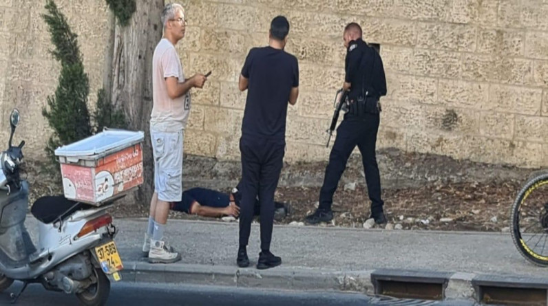 قوات الاحتلال تُطلق النار على شاب في القدس المحتلة